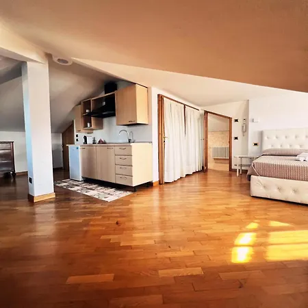 Mansardato Con Vista Appartement *